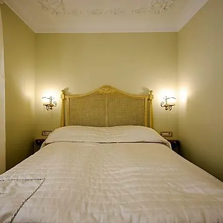 Palazzo Venezia-adults Only Bed & Breakfast