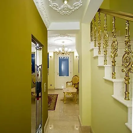 Palazzo Venezia-adults Only Bed and Breakfast 4*